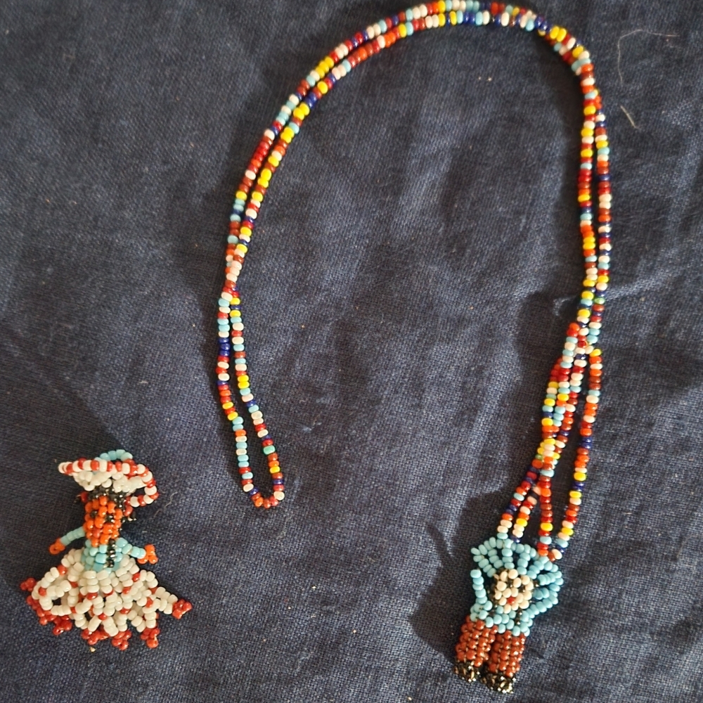 Vintage Huichol Necklace and Pendant